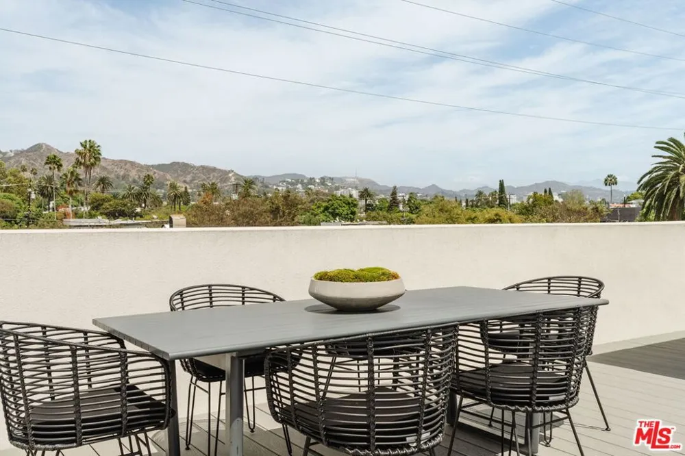 1051 Spaulding Avenue #E West Hollywood, CA 90046