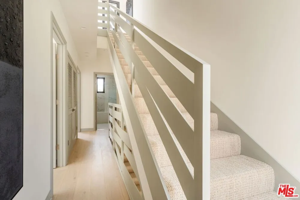 1051 Spaulding Avenue #E West Hollywood, CA 90046