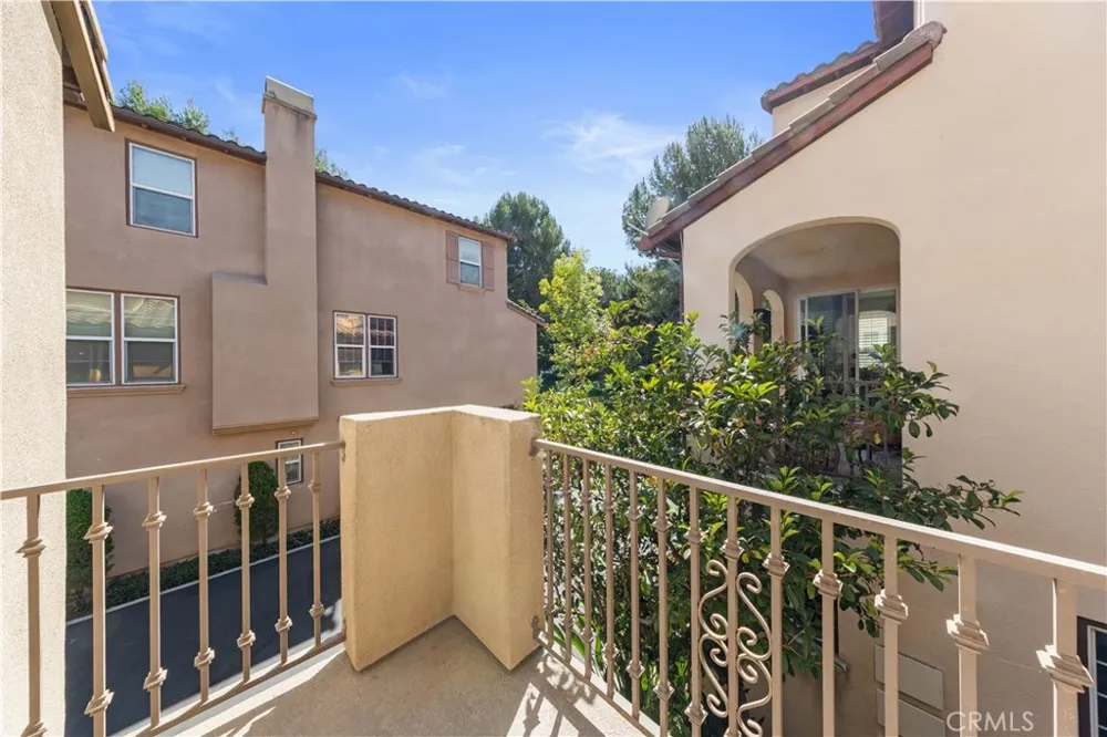14 Tall Oak Irvine, CA 92603