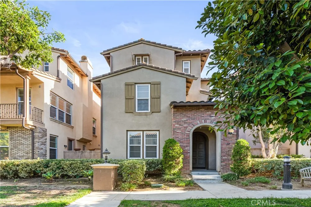 14 Tall Oak Irvine, CA 92603