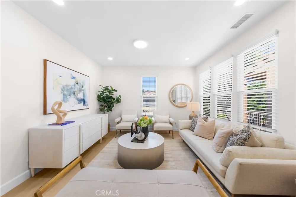 14 Tall Oak Irvine, CA 92603