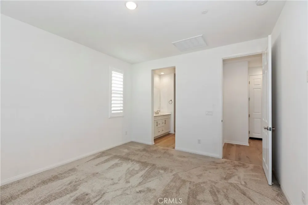 32181 Parker Menifee, CA 92584