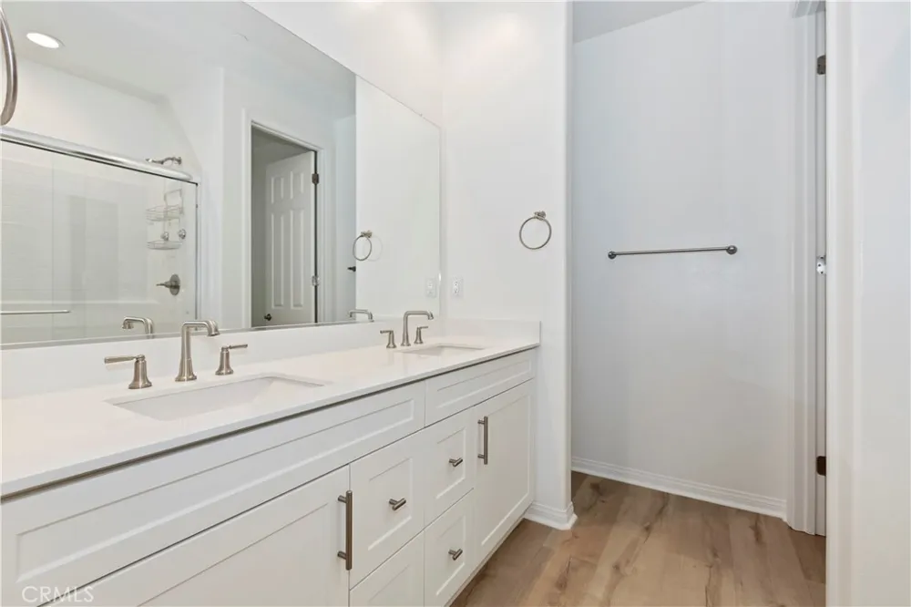 32181 Parker Menifee, CA 92584