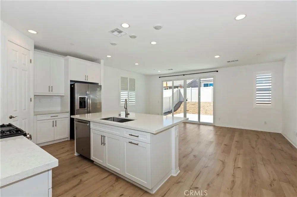 32181 Parker Menifee, CA 92584