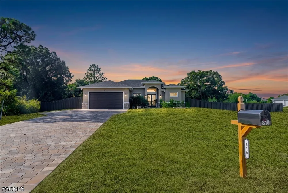 Sentinela Boulevard Lehigh Acres, FL 33974