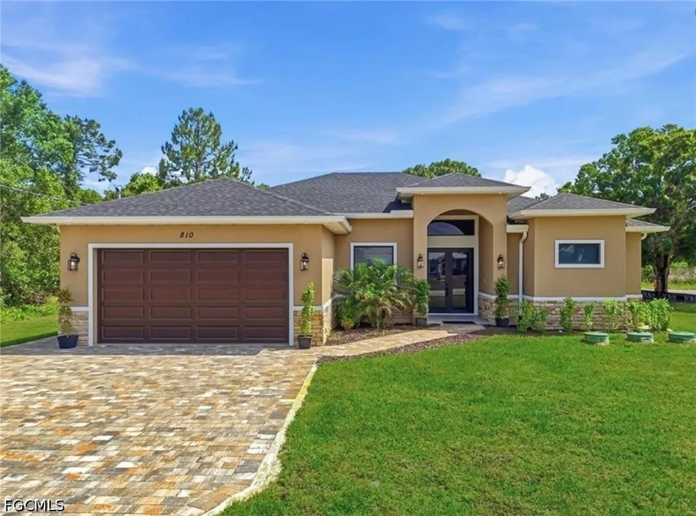 Sentinela Boulevard Lehigh Acres, FL 33974