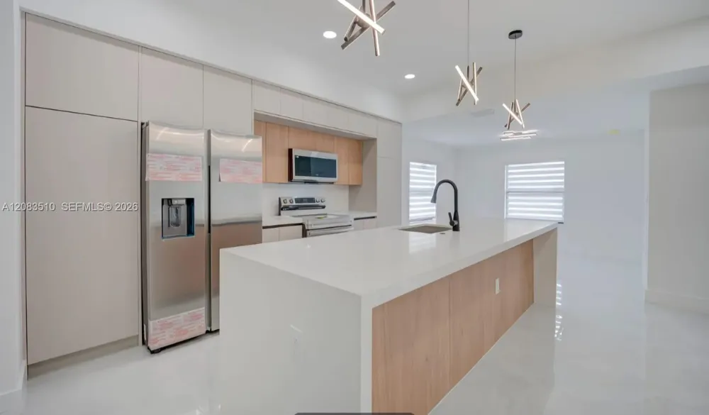 12 15TH ST Lehigh Acres, FL 33972