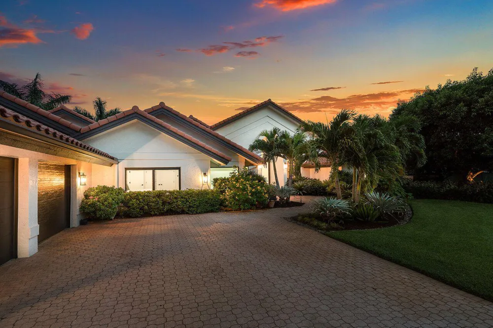 4832 Chamal Circle Boca Raton, FL 33487