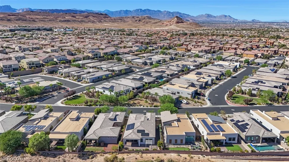 8612 Dusty Quail Drive Las Vegas, NV 89148