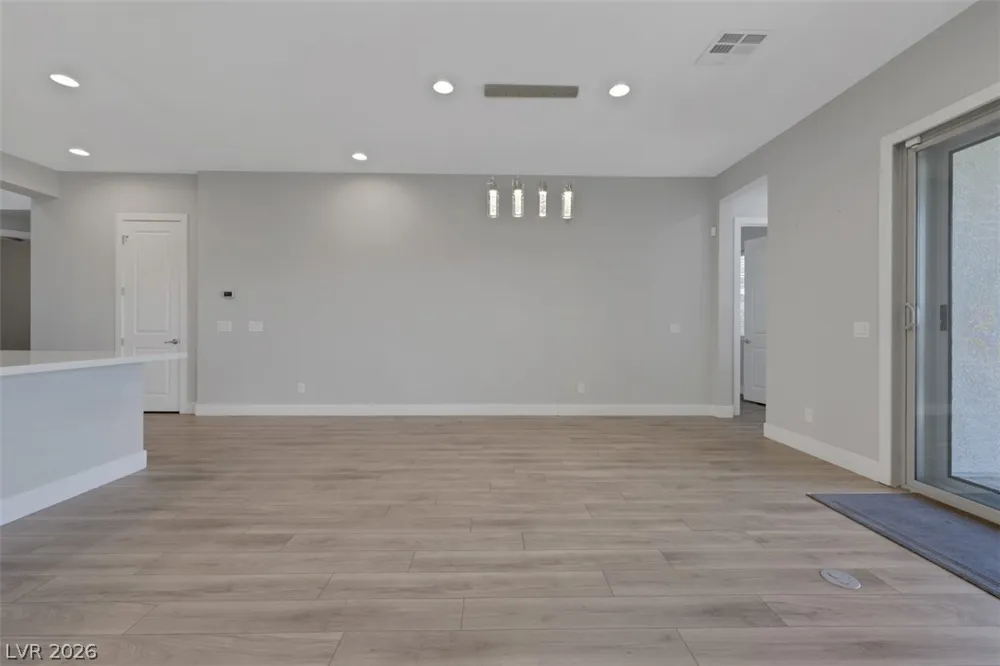 8612 Dusty Quail Drive Las Vegas, NV 89148