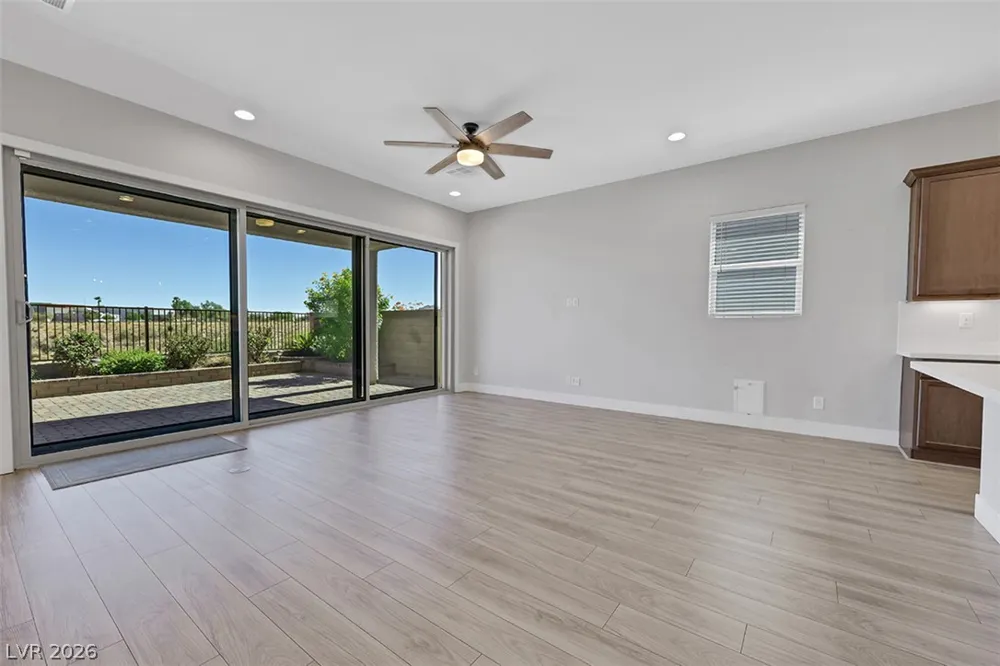 8612 Dusty Quail Drive Las Vegas, NV 89148