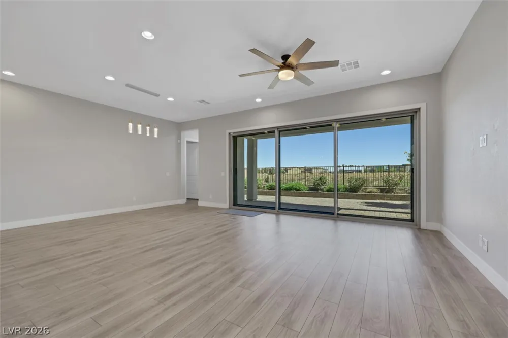 8612 Dusty Quail Drive Las Vegas, NV 89148