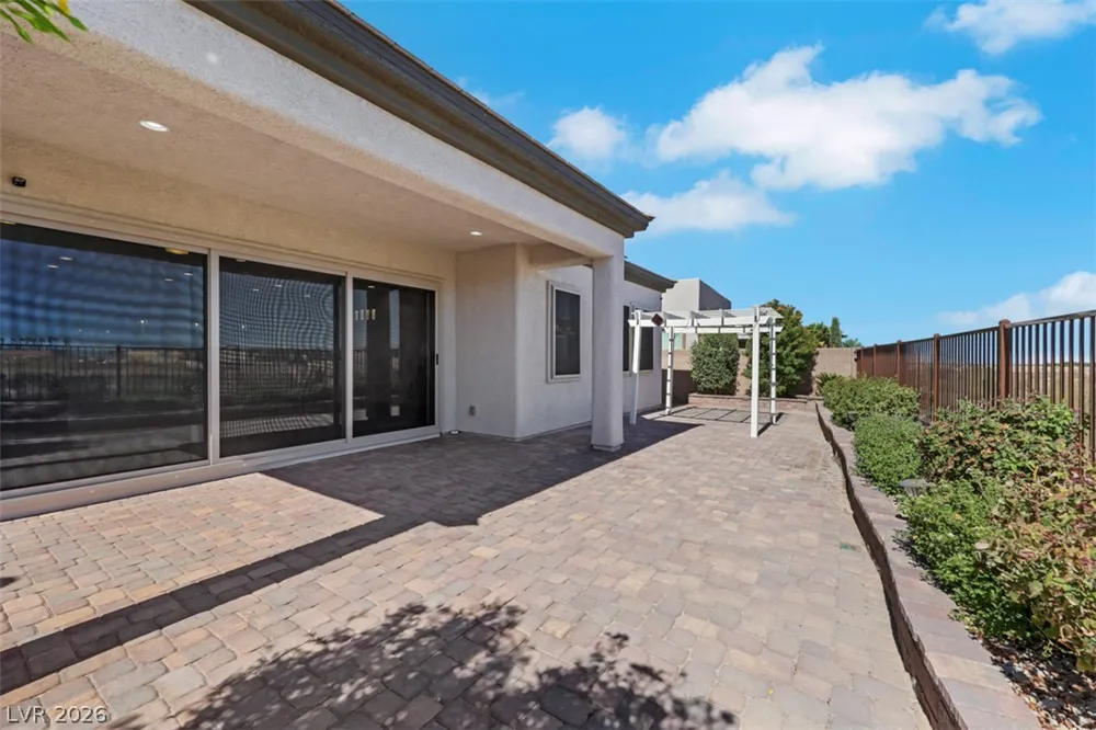 8612 Dusty Quail Drive Las Vegas, NV 89148