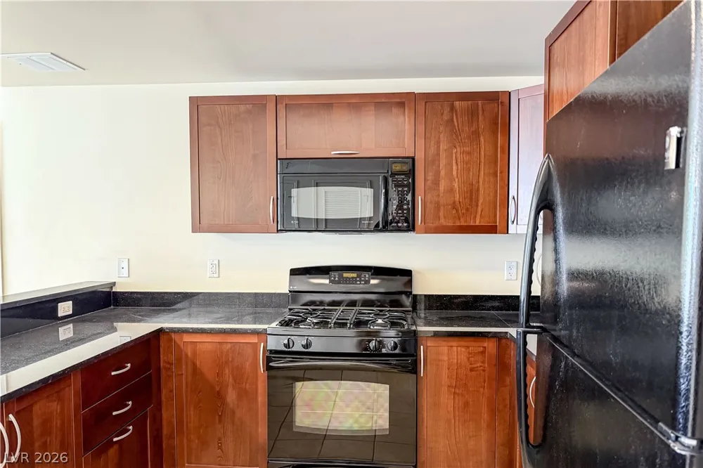 150 Las Vegas Boulevard #1813 Las Vegas, NV 89101