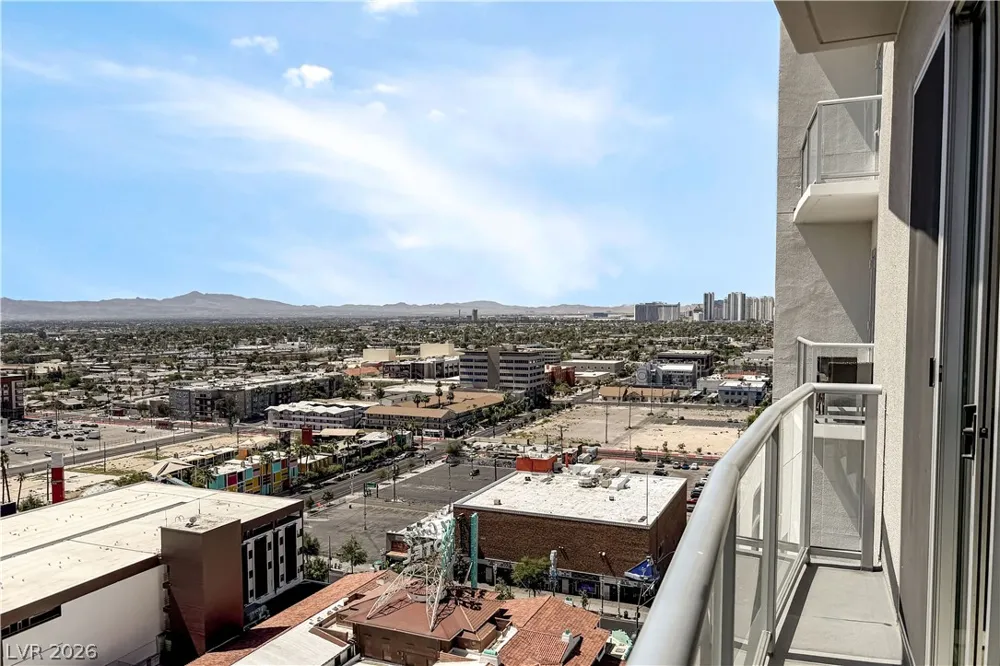150 Las Vegas Boulevard #1813 Las Vegas, NV 89101