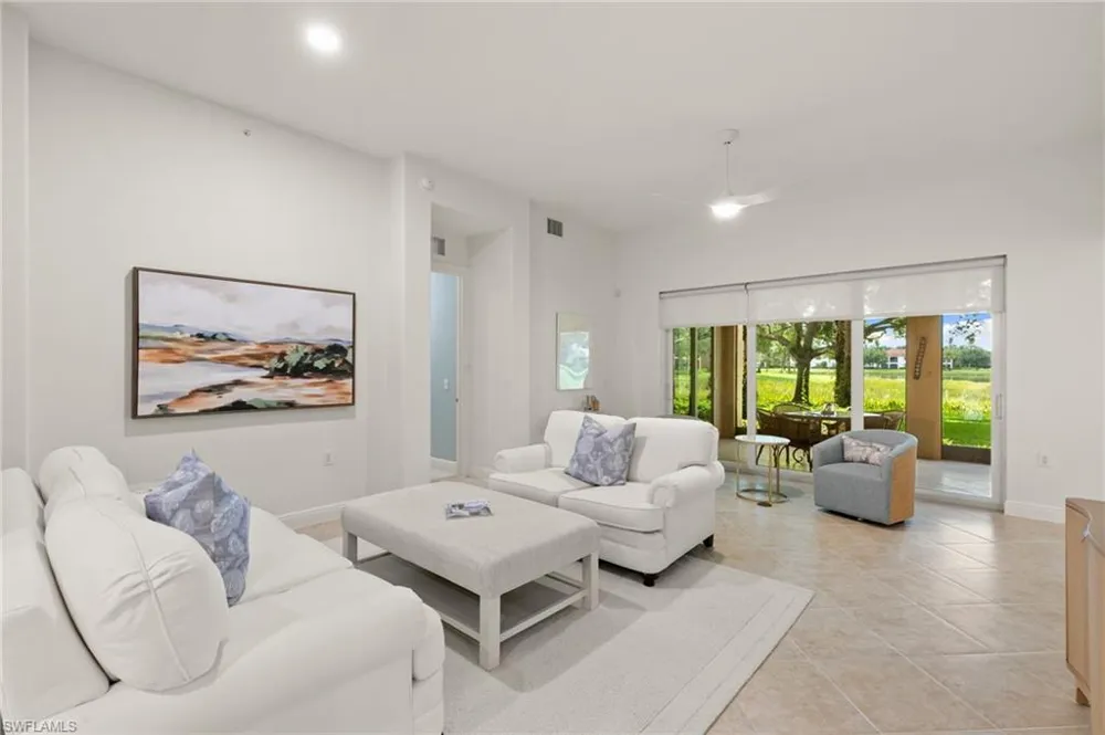 3053 Aviamar Circle #8-102 Naples, FL 34114