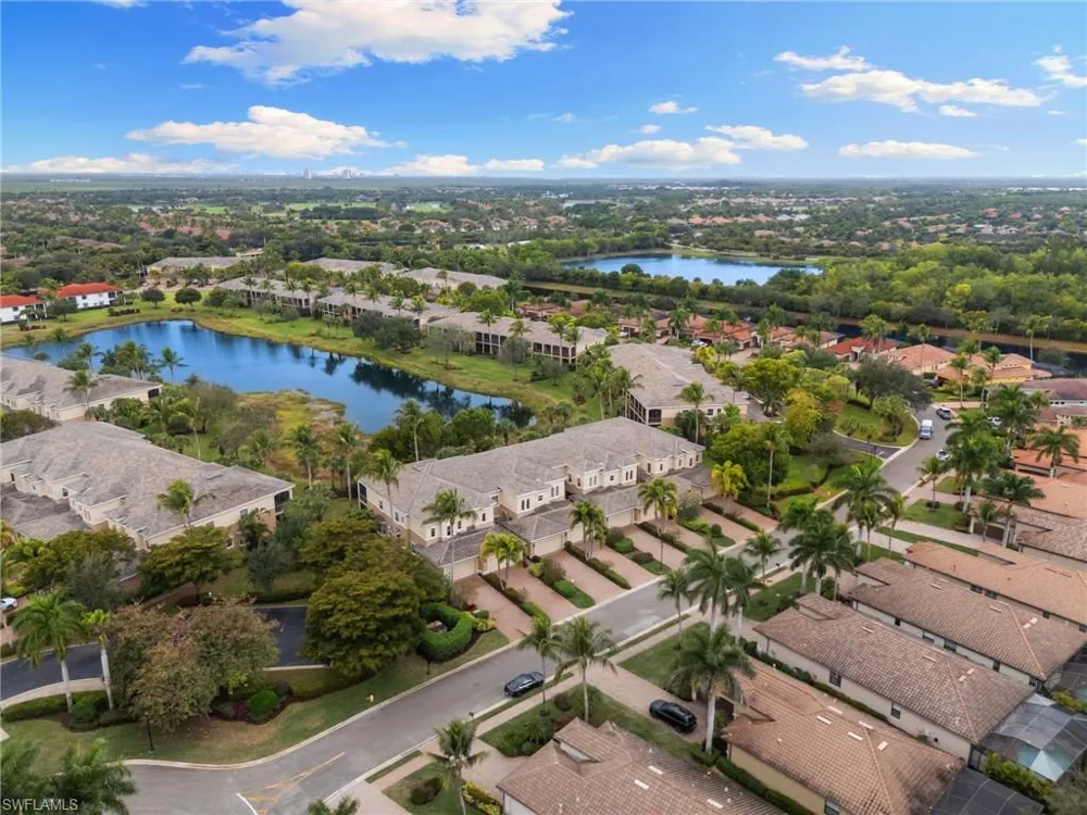3053 Aviamar Circle #8-102 Naples, FL 34114