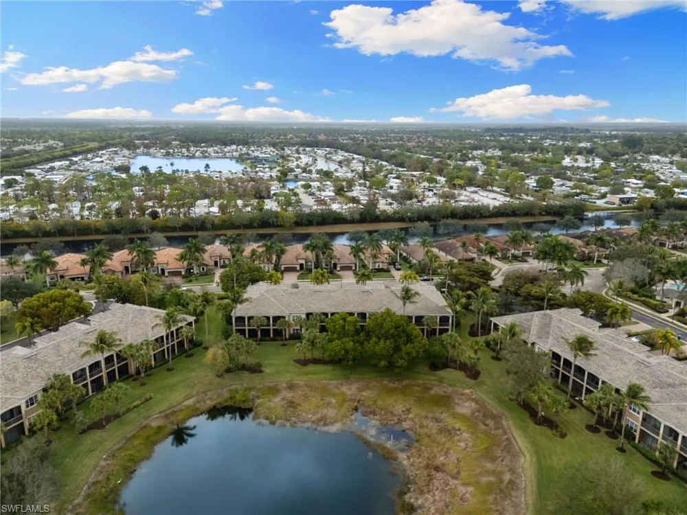 3053 Aviamar Circle #8-102 Naples, FL 34114