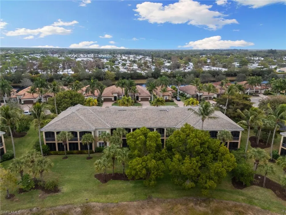 3053 Aviamar Circle #8-102 Naples, FL 34114