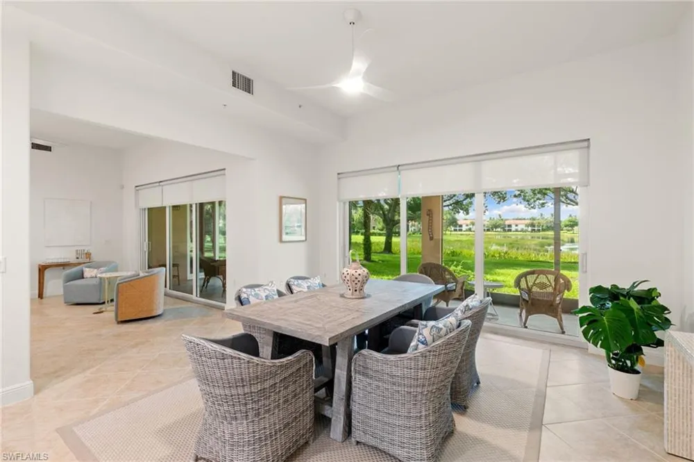 3053 Aviamar Circle #8-102 Naples, FL 34114