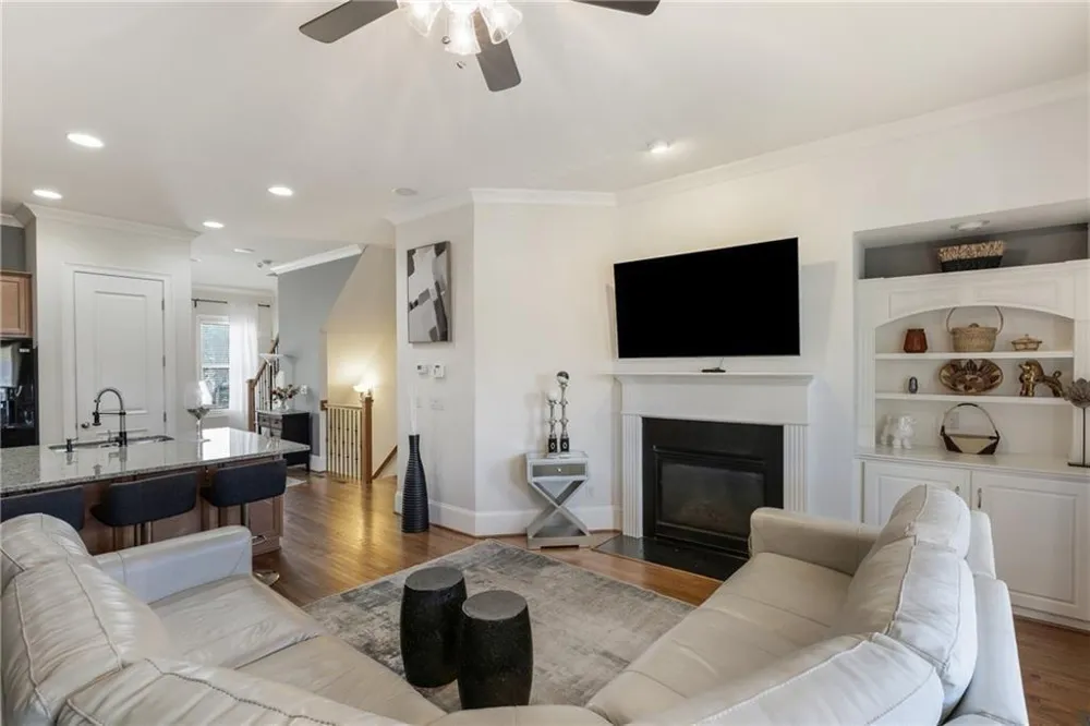 383 16th Street NW #3 Atlanta, GA 30363
