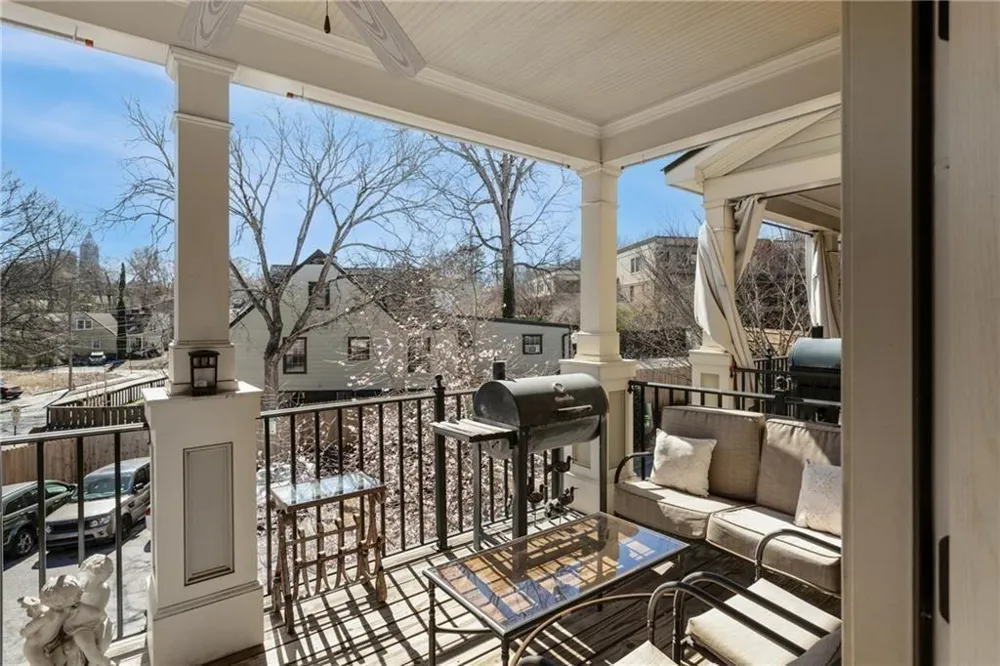 383 16th Street NW #3 Atlanta, GA 30363
