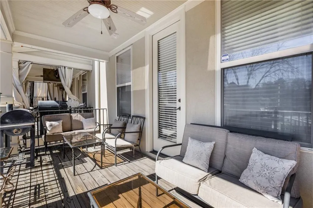 383 16th Street NW #3 Atlanta, GA 30363