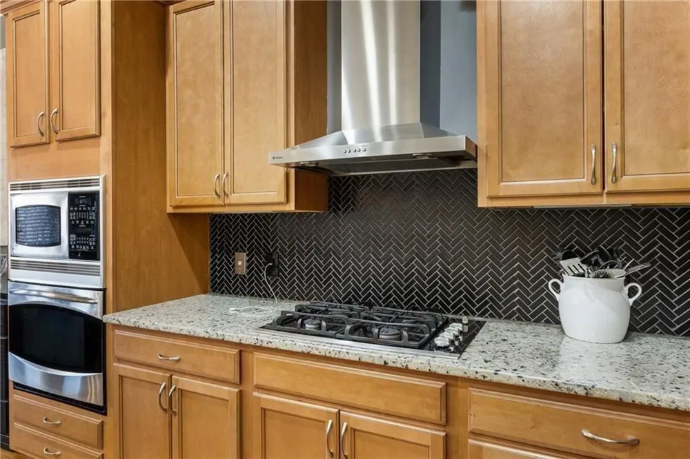 383 16th Street NW #3 Atlanta, GA 30363
