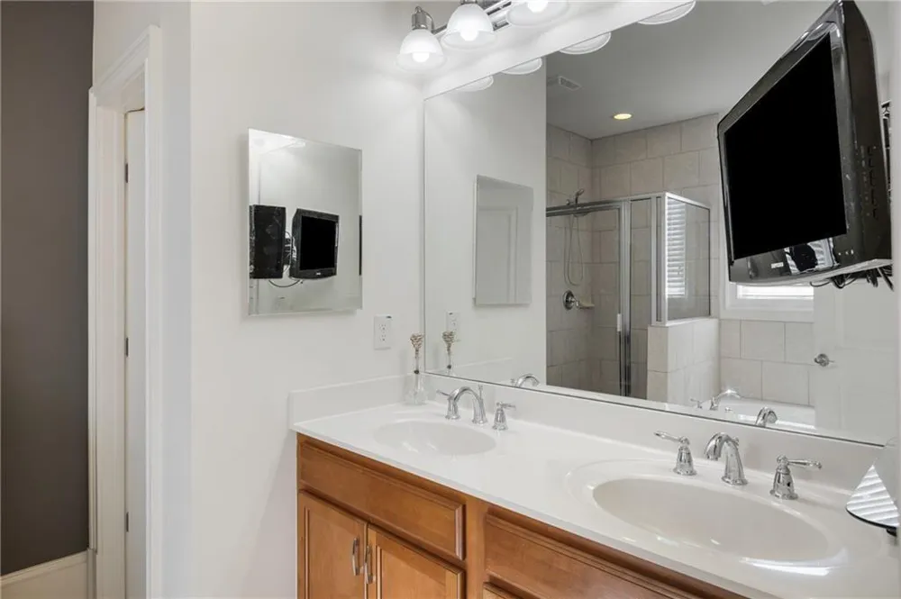 383 16th Street NW #3 Atlanta, GA 30363