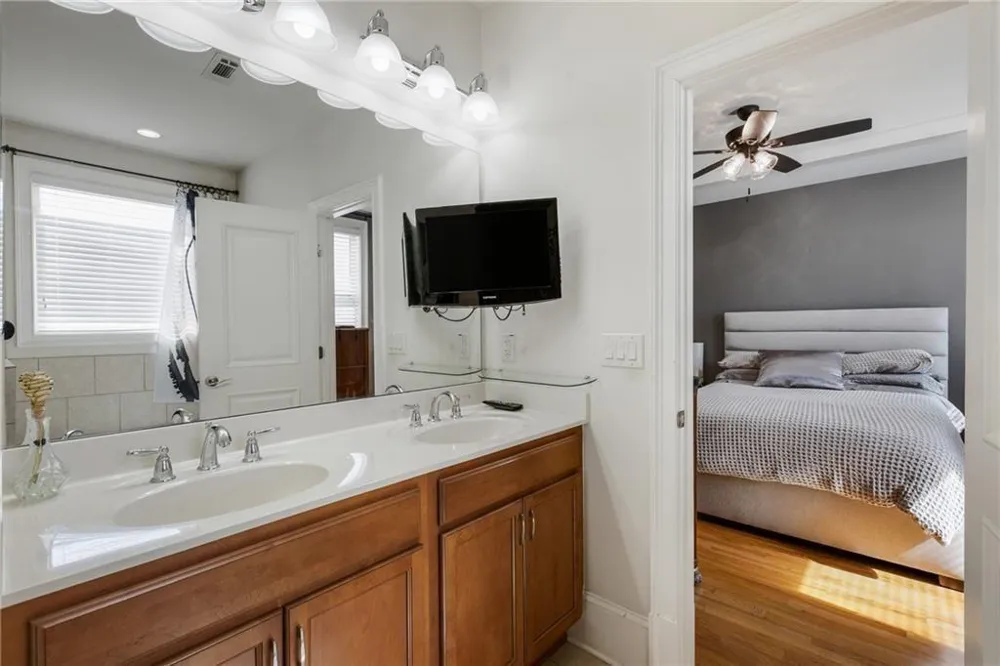383 16th Street NW #3 Atlanta, GA 30363