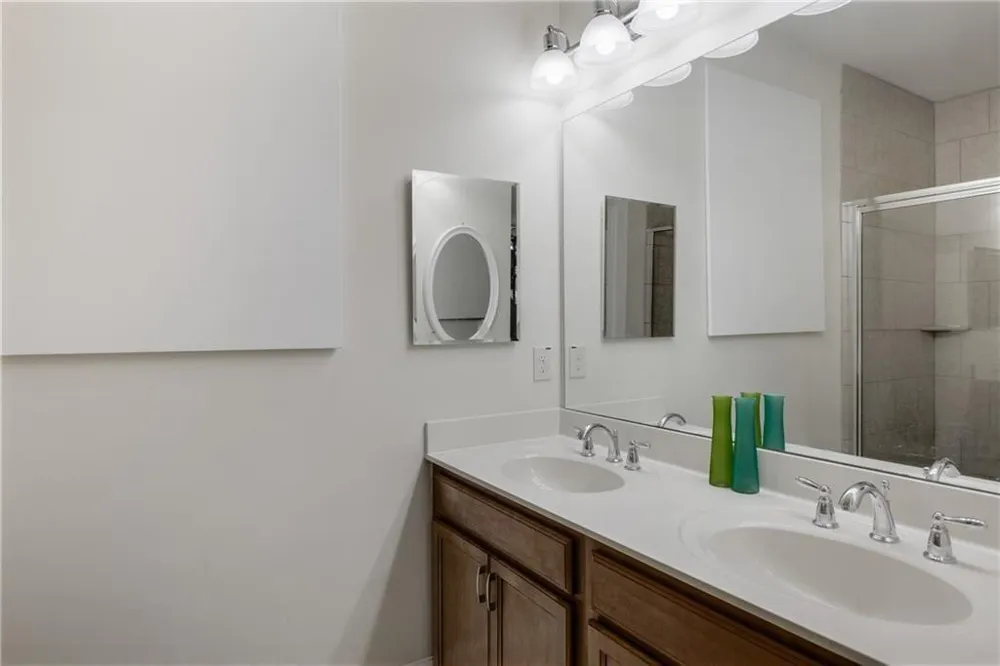 383 16th Street NW #3 Atlanta, GA 30363