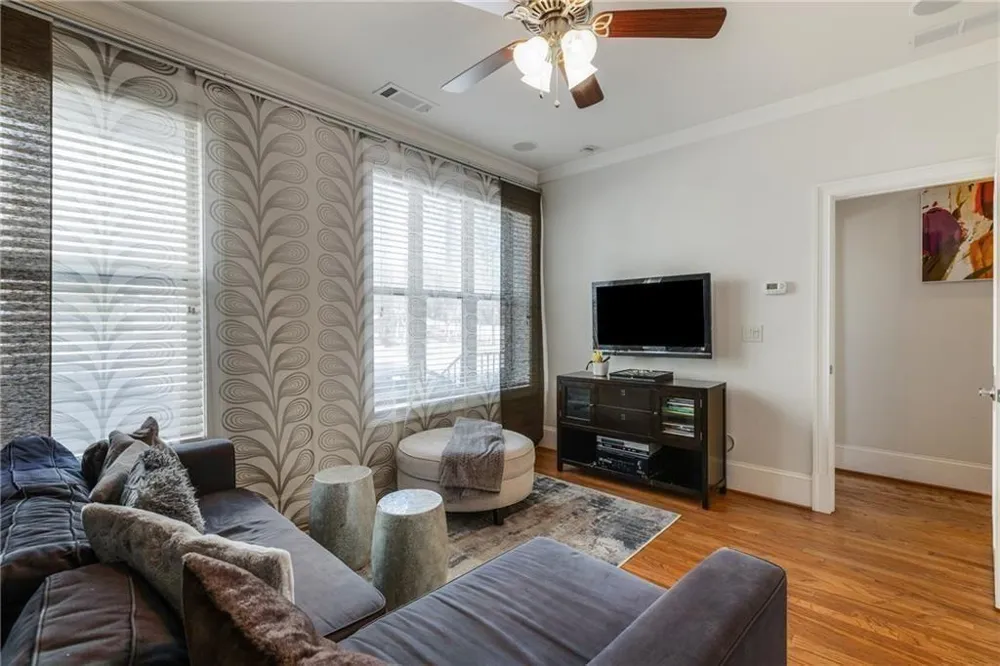 383 16th Street NW #3 Atlanta, GA 30363