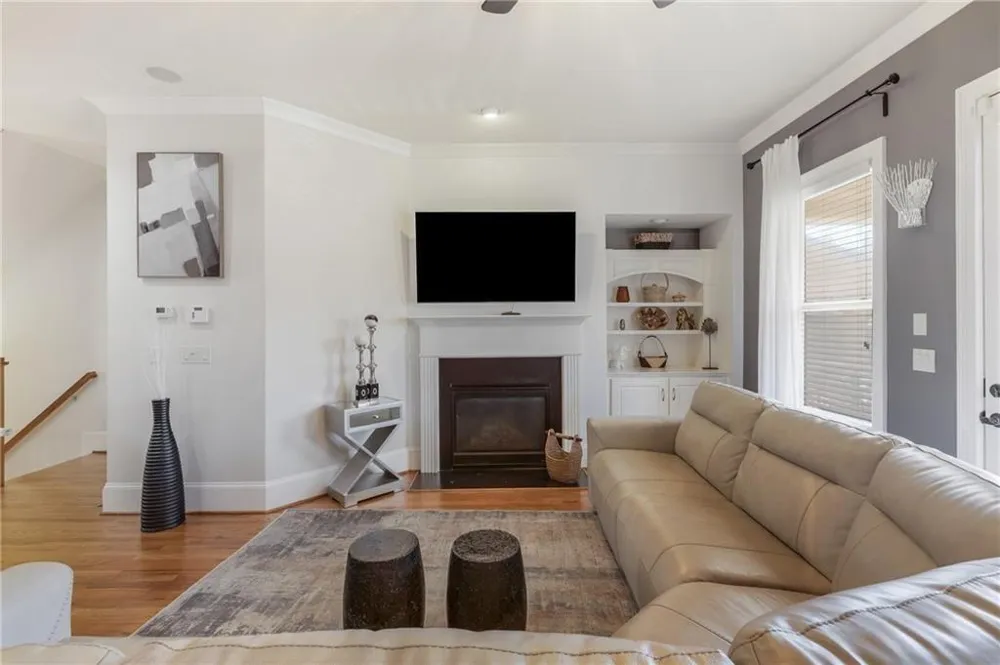 383 16th Street NW #3 Atlanta, GA 30363