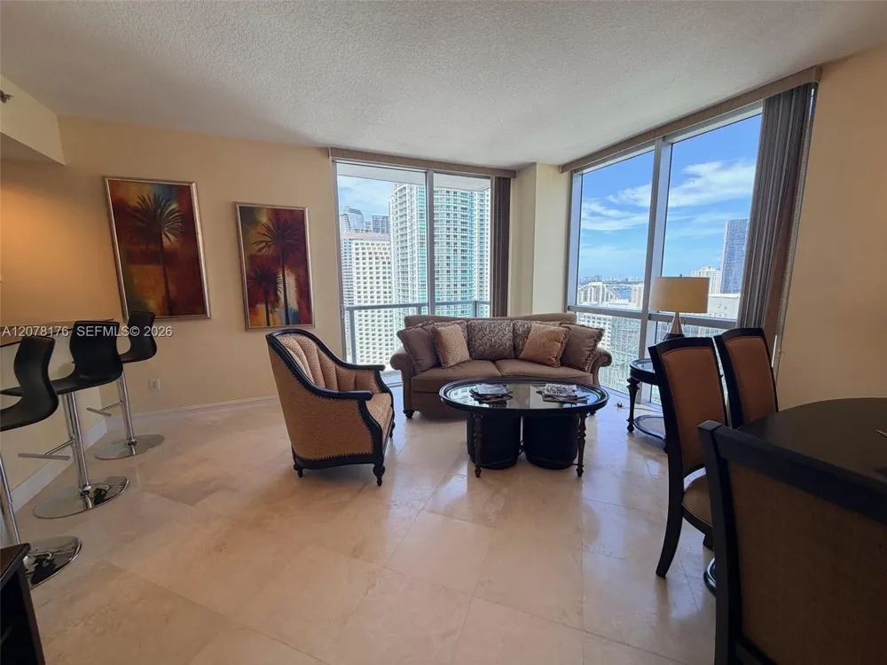 1060 Brickell Ave #2601 Miami, FL 33131