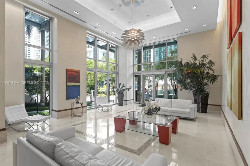 1060 Brickell Ave #2601 Miami, FL 33131