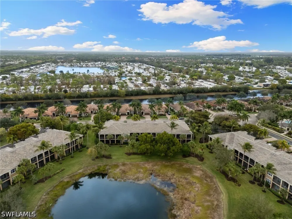 Aviamar Circle #8-102 Naples, FL 34114