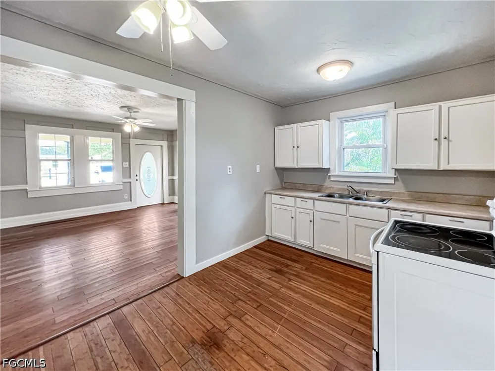 Stella Street Fort Myers, FL 33901