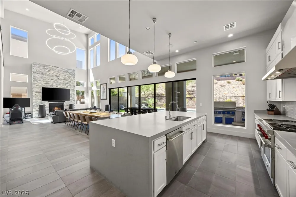 5245 Fading Sunset Drive Las Vegas, NV 89135