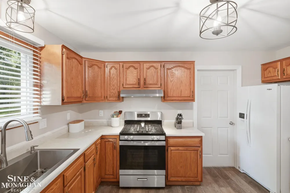 4882 25 Mile Road Shelby Charter Township, MI 48316