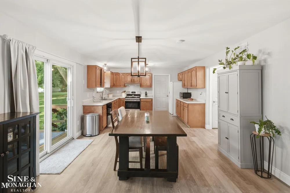 4882 25 Mile Road Shelby Charter Township, MI 48316