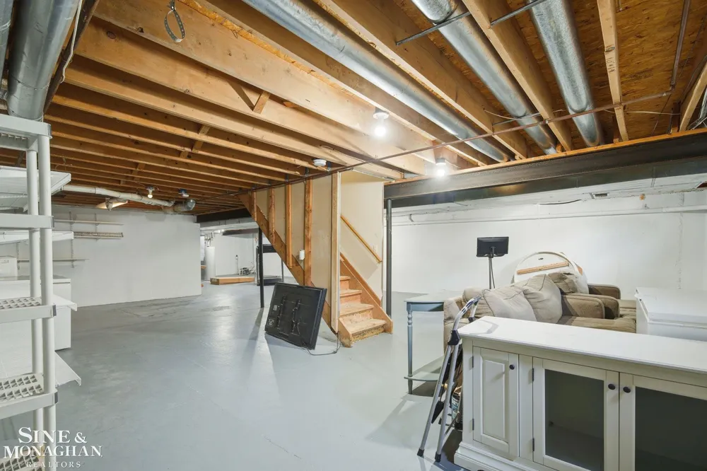 4882 25 Mile Road Shelby Charter Township, MI 48316