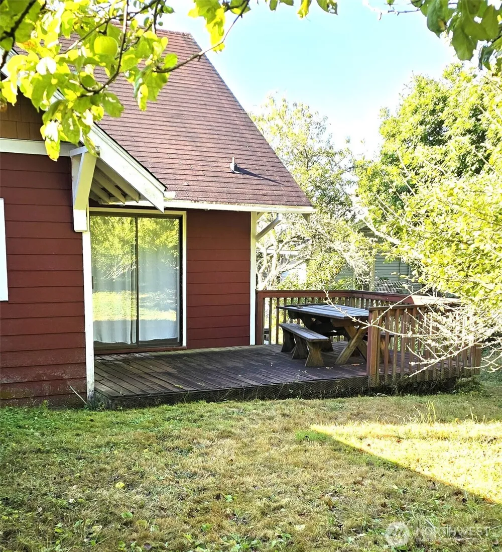 508 Cedar Street NE Ilwaco, WA 98624