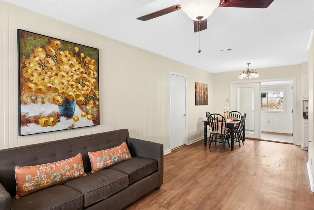 1902 Twin Oaks Street Kingsland, TX 78639