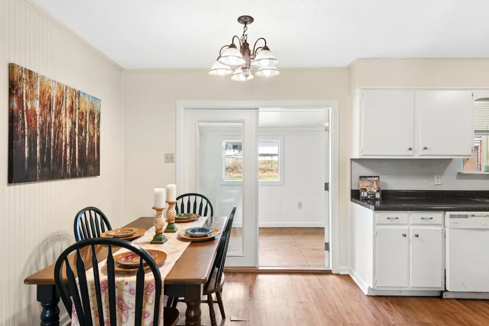 1902 Twin Oaks Street Kingsland, TX 78639