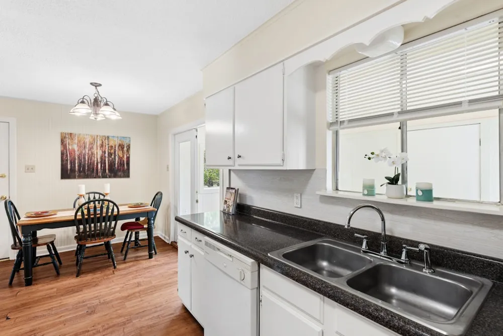 1902 Twin Oaks Street Kingsland, TX 78639
