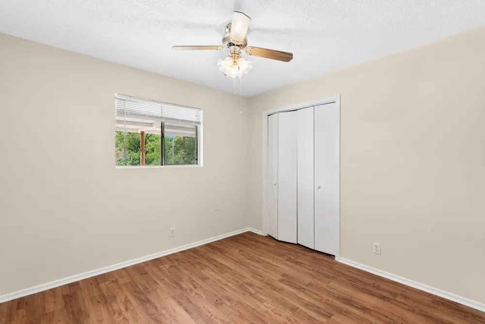 1902 Twin Oaks Street Kingsland, TX 78639