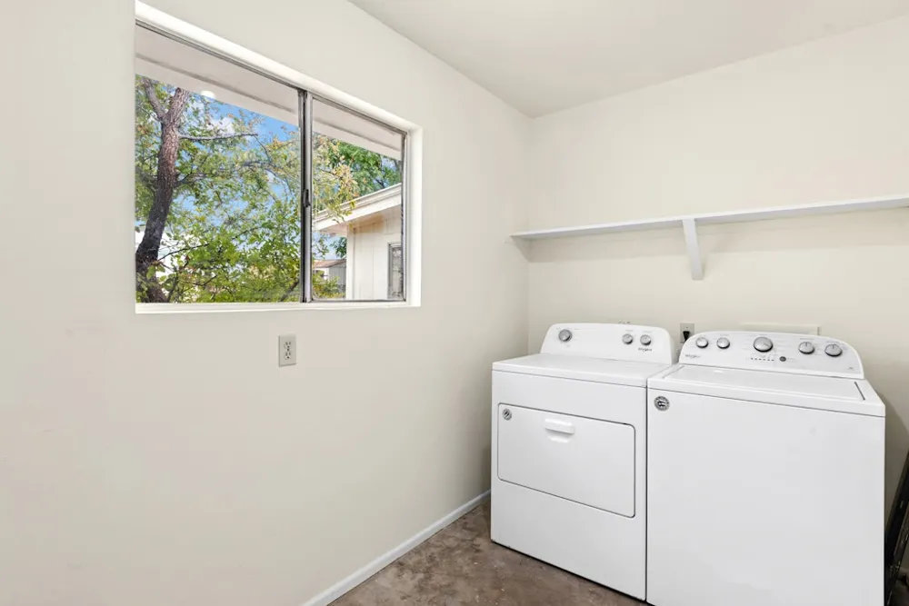 1902 Twin Oaks Street Kingsland, TX 78639