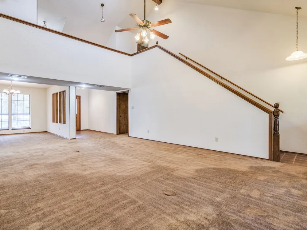 1112 Live Oak Loop Buda, TX 78610