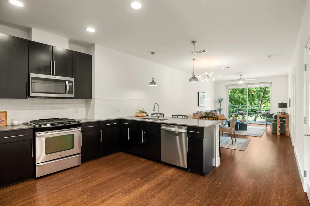 2804 Treble Lane #923 Austin, TX 78704