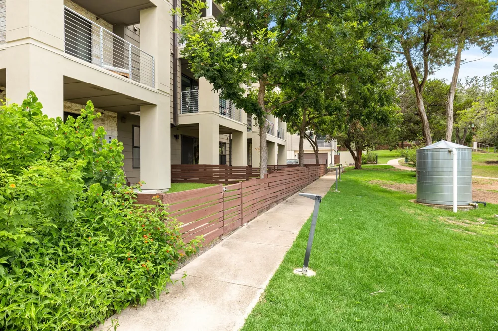 2804 Treble Lane #923 Austin, TX 78704